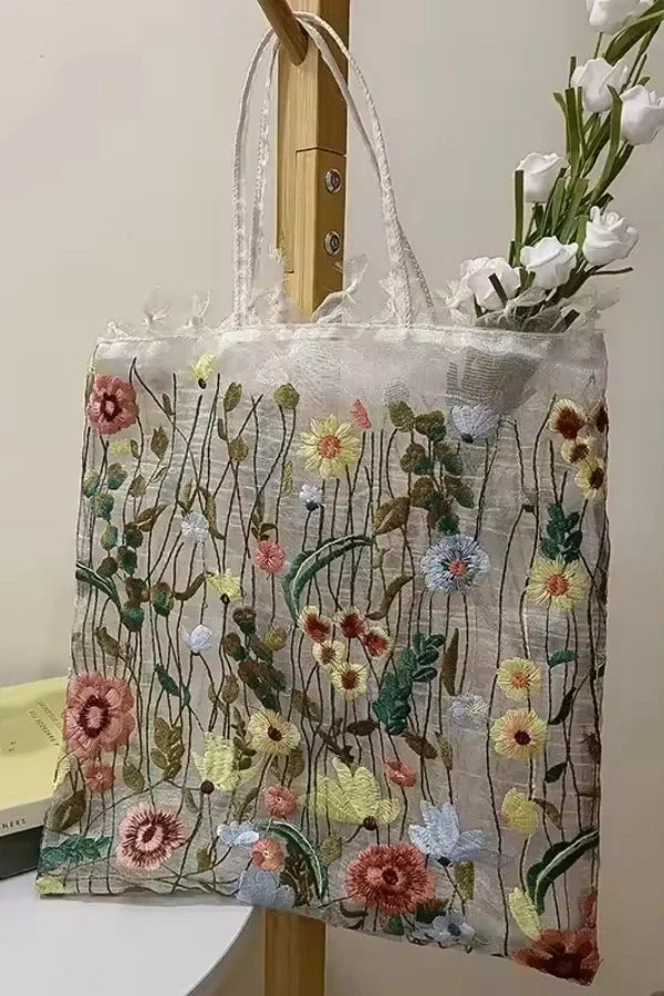 Lakelyn Çiçekli Tote Çanta