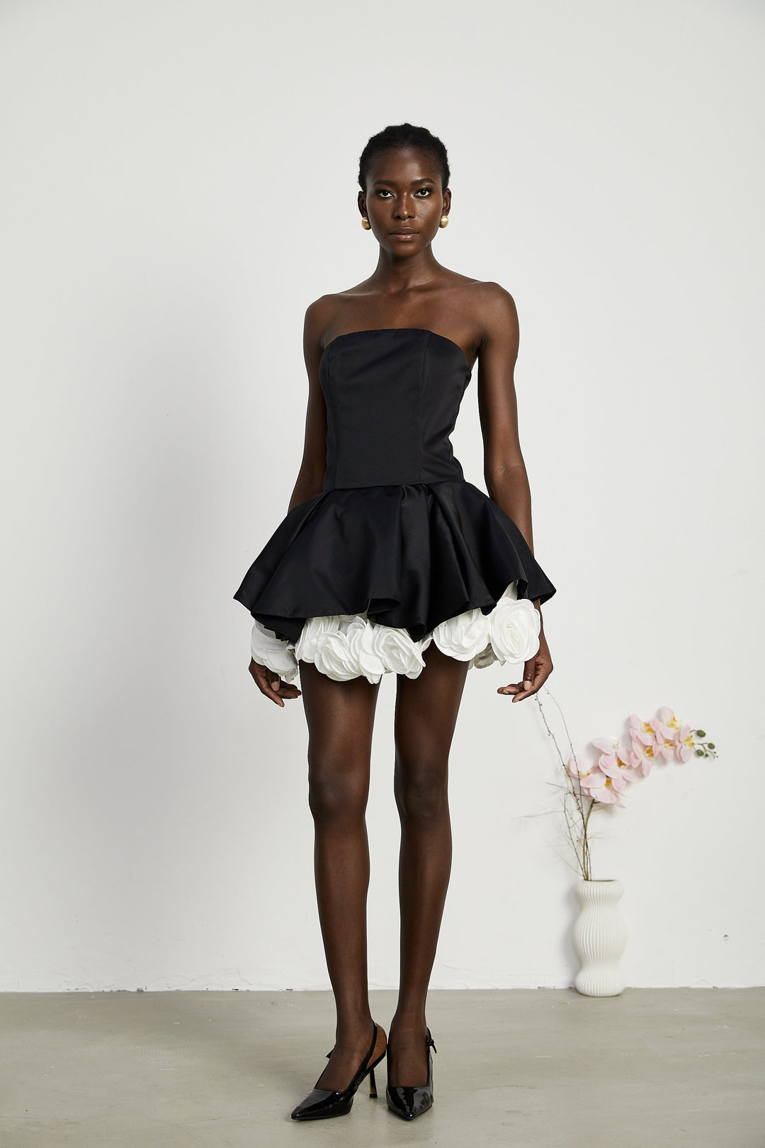 Lucie Siyah Petal Katmanlı Straplez Korse Mini Elbise