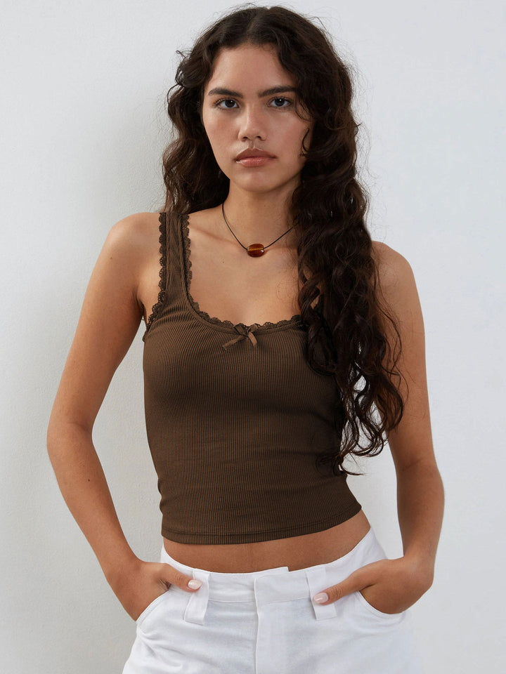 Muı Kahverengi Dantel Askılı Crop Top